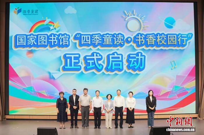 探索超凡国际：电子游戏的无限魅力 - 卓越世界